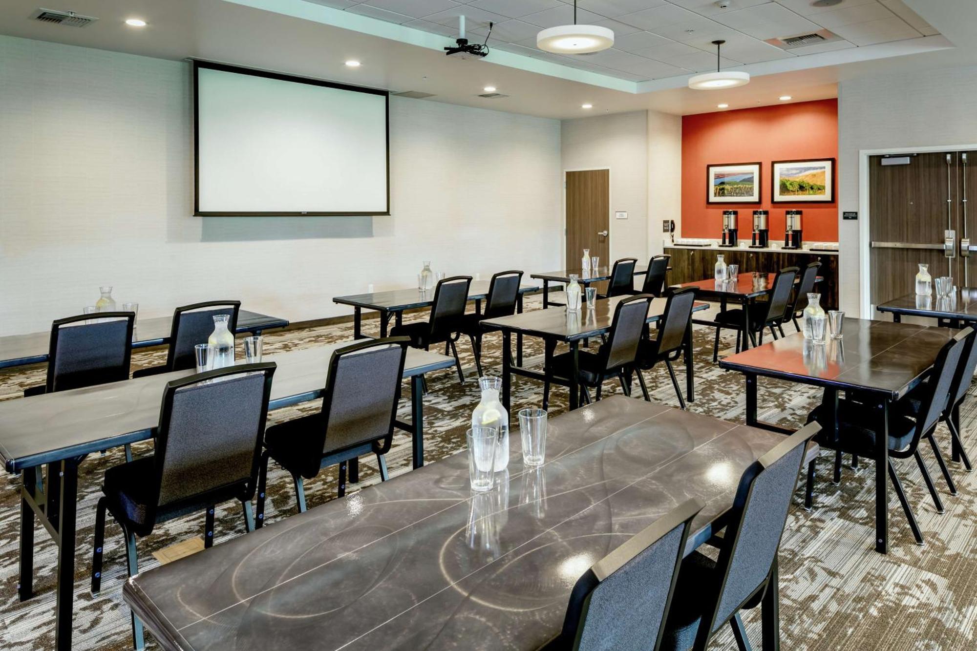 Hilton Garden Inn Wenatchee, Wa Εξωτερικό φωτογραφία